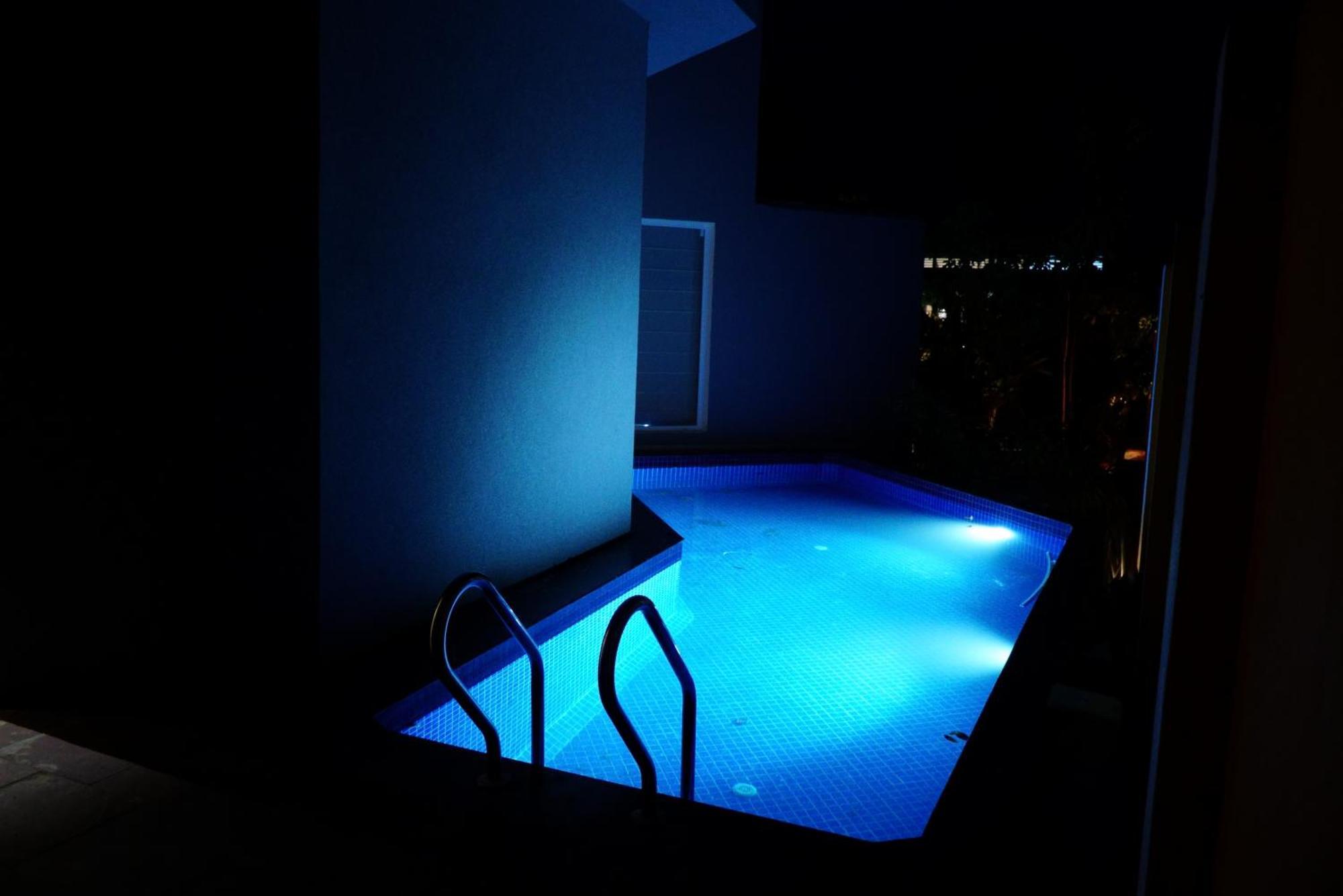 V Hotels And Resorts Chirala Exteriör bild